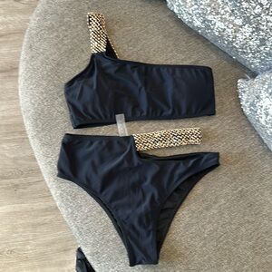 Bathing suit and medium size